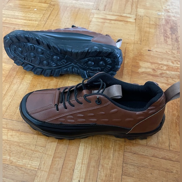 Brown shoes size 8 1/2 - Picture 2 of 9